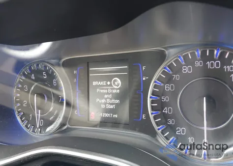 2015 Chrysler 200 Limited из США, поврежденный, VIN 1C3CCCAB3FN635834